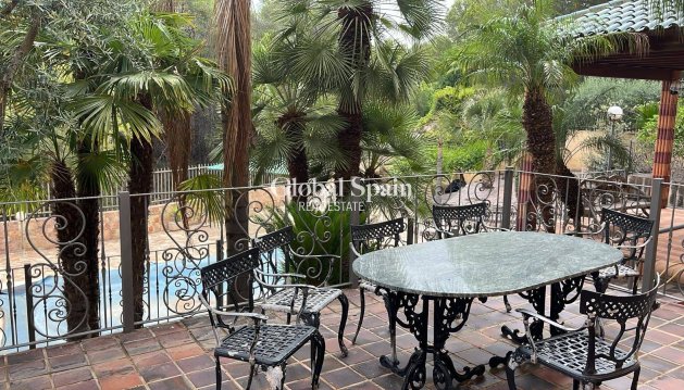 VILLA - Resale - EL PALMAR -
                El Palmar