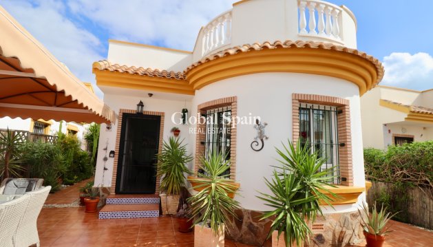 VILLA - Resale - GUARDAMAR DEL SEGURA -
                EL RASO
