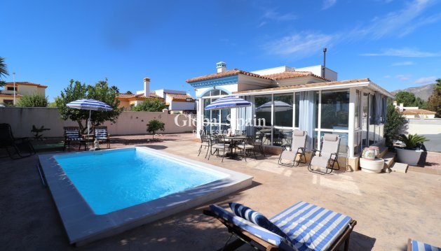 VILLA - Resale - HONDÓN DE LAS NIEVES -
                Inland