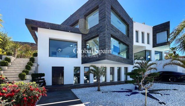 VILLA - Resale - JÁVEA -
                Costa Blanca