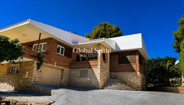 VILLA - Resale - LA NUCÍA -
                Montebello - Nou Espai