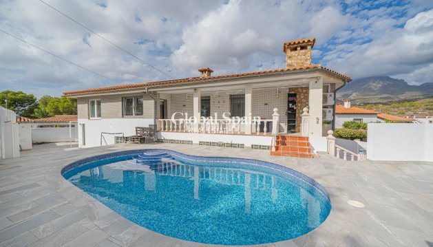 VILLA - Resale - LA NUCÍA -
                Panorama
