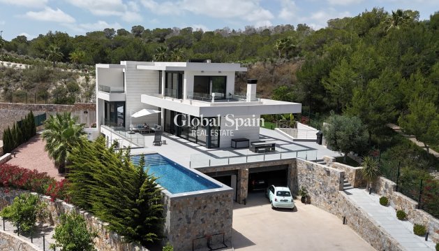 VILLA - Resale - LAS COLINAS GOLF RESORT -
                Costa Blanca