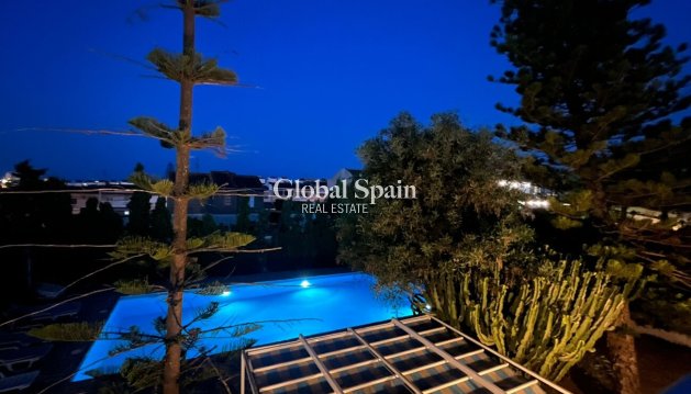 VILLA - Resale - LOS BALCONES - LOS ALTOS -
                Costa Blanca