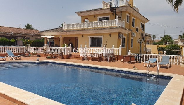 VILLA - Resale - LOS BALCONES - LOS ALTOS -
                Costa Blanca