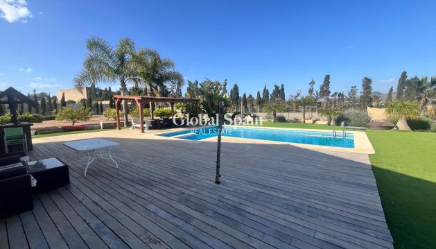 VILLA - Resale - LOS BELONES -
                Inland