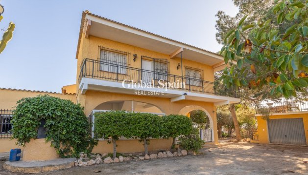 Villa - Resale - LOS MONTESINOS -
                Los Montesinos
