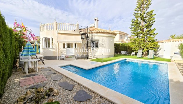 VILLA - Resale -
                ORIHUELA COSTA - GSR-36809