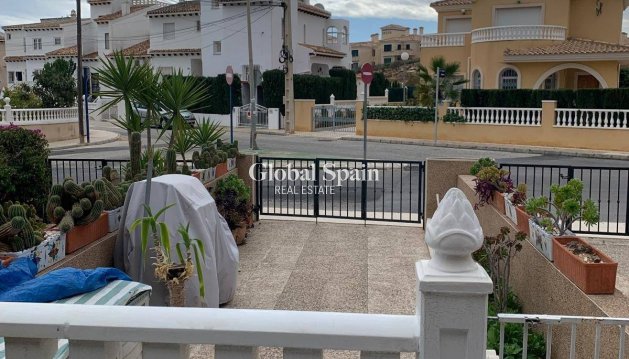 VILLA - Resale - ORIHUELA COSTA -
                Las Filipinas
