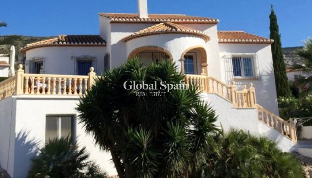 VILLA - Resale - PEDREGUER -
                Inland