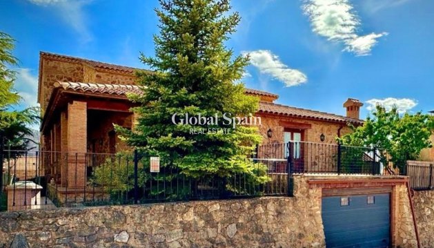 Villa - Resale - Riopar -
                Riopar