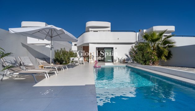 VILLA - Resale - ROJALES -
                Costa Blanca