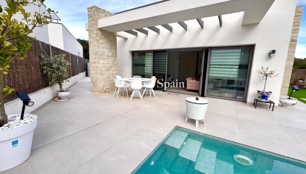 VILLA - Resale - SAN MIGUEL DE SALINAS -
                Costa Blanca