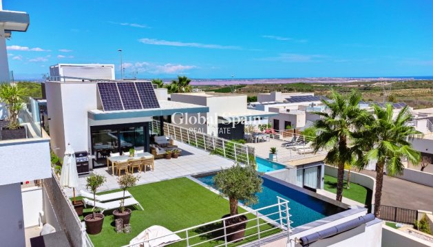 Villa - Resale - SAN MIGUEL DE SALINAS -
                San Miguel de Salinas