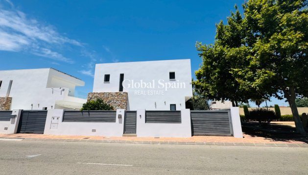 VILLA - Resale - SAN PEDRO DEL PINATAR -
                LO PAGÁN