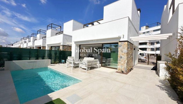 VILLA - Resale - SANTA ROSALÍA -
                Inland