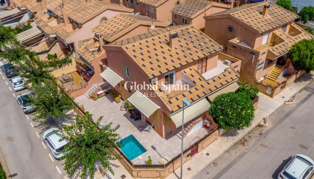 VILLA - Resale -
                TORRE DE LA HORADADA - GSR-12021