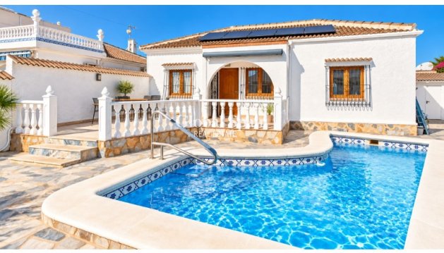 VILLA - Resale - TORREVIEJA -
                Costa Blanca