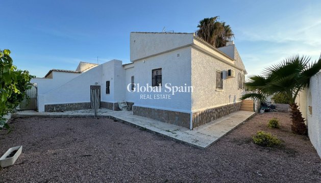 Villa - Resale - TORREVIEJA -
                San luis