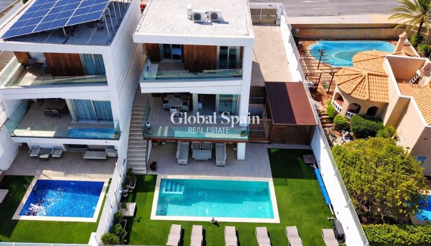 VILLA - Resale - VILLAMARTÍN -
                Costa Blanca