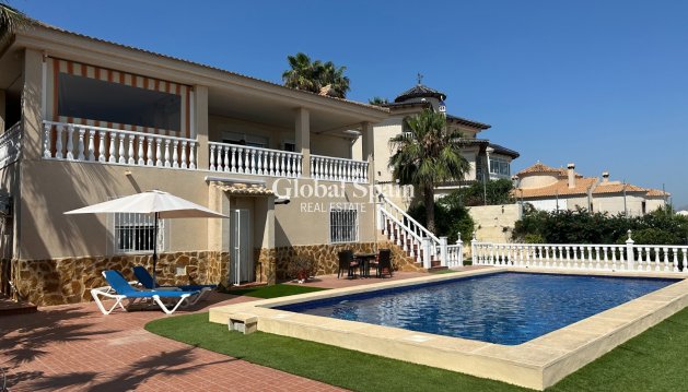 VILLA - Revente - ALGORFA -
                Inland