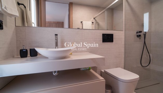 VILLA - Revente - ALGORFA -
                LA FINCA GOLF / ALGORFA