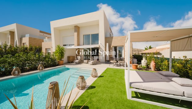 Villa - Revente - Algorfa -
                La Finca Golf