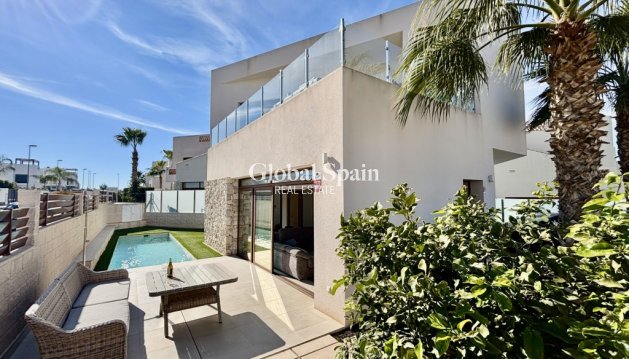 VILLA - Revente - BENIJÓFAR -
                Costa Blanca