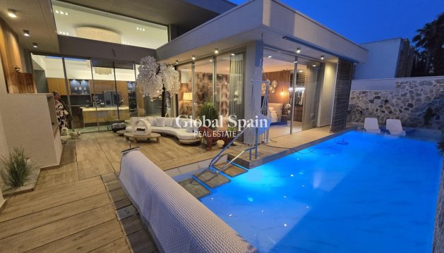 VILLA - Revente -
                BENIJÓFAR - GSR-60090