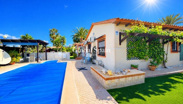 VILLA - Revente - CABO ROIG -
                Costa Blanca
