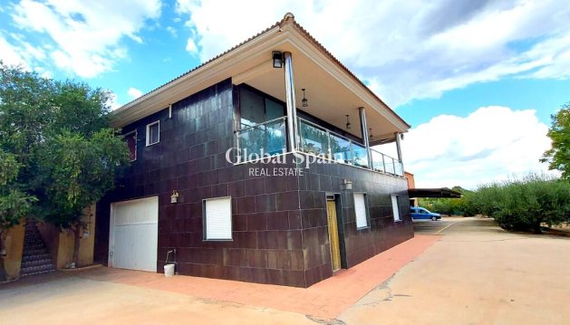 VILLA - Revente -
                CALASPARRA - GSR-96328