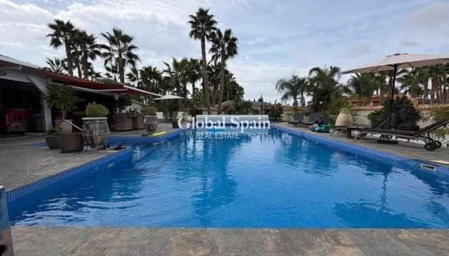 VILLA - Revente - CATRAL -
                Comunidad Valenciana