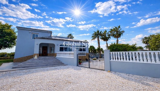VILLA - Revente - CATRAL -
                Costa Blanca