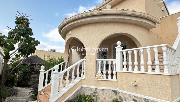 VILLA - Revente - CIUDAD QUESADA -
                CIUDAD QUESADA