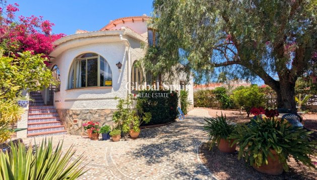 VILLA - Revente - CIUDAD QUESADA -
                CIUDAD QUESADA