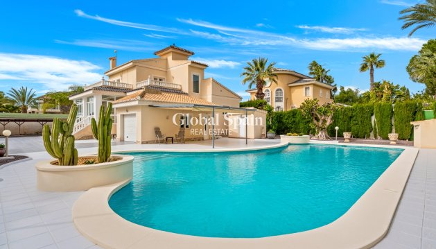 VILLA - Revente - CIUDAD QUESADA -
                CIUDAD QUESADA