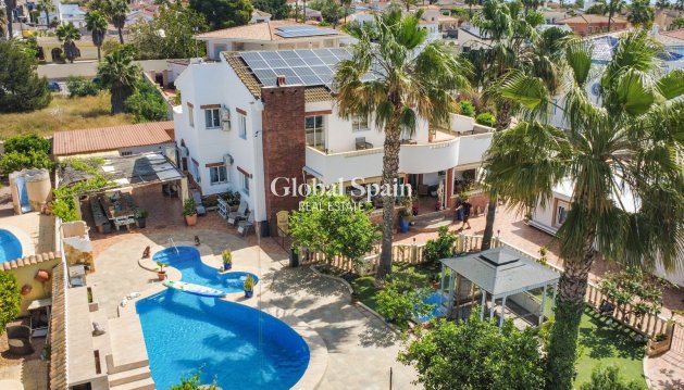 VILLA - Revente - CIUDAD QUESADA -
                CIUDAD QUESADA
