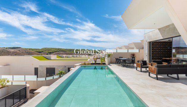 Villa - Revente - CIUDAD QUESADA -
                CIUDAD QUESADA