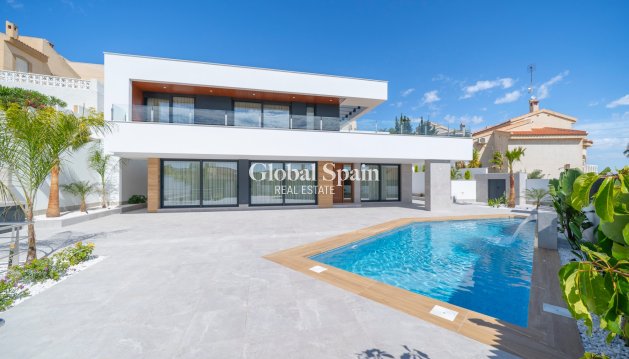 VILLA - Revente - CIUDAD QUESADA -
                La Marquesa Golf