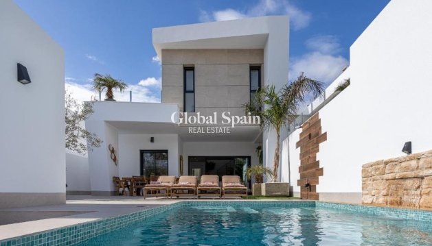 VILLA - Revente - DOLORES -
                Costa Blanca