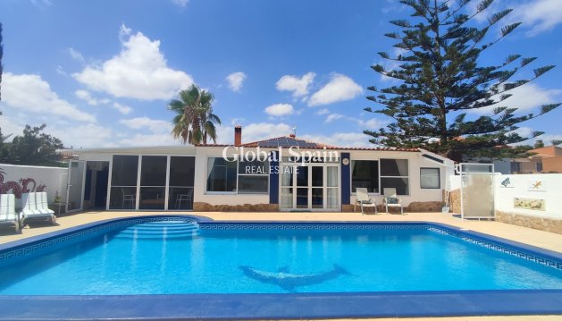 VILLA - Revente - GEA Y TRUYOLS -
                Inland