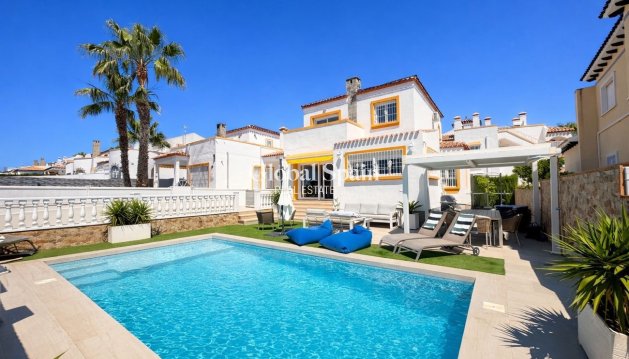 VILLA - Revente - LOS DOLSES -
                Inland
