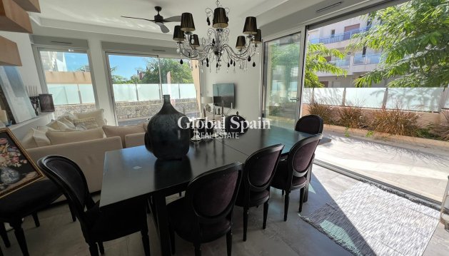 VILLA - Revente - MIL PALMERAS  -
                Costa Blanca Sur