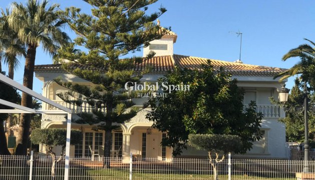 VILLA - Revente - ORIHUELA COSTA -
                Costa Blanca