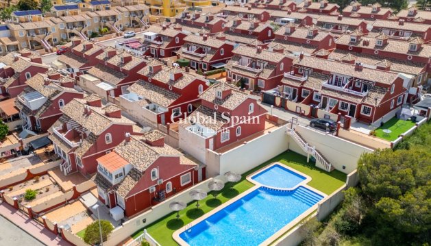 VILLA - Revente - ORIHUELA COSTA -
                Costa Blanca