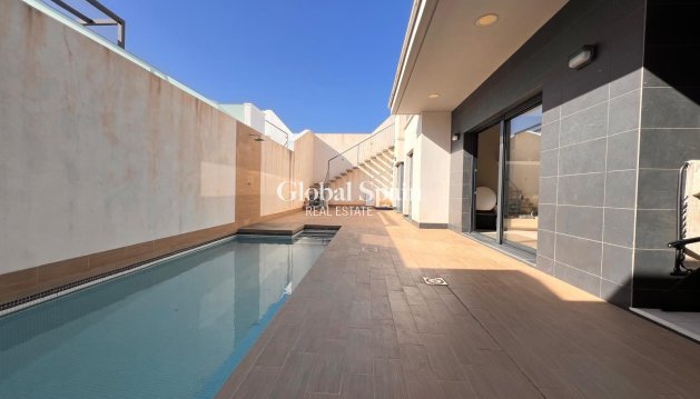 VILLA - Revente - ORIHUELA COSTA -
                Lomas de Cabo Roig