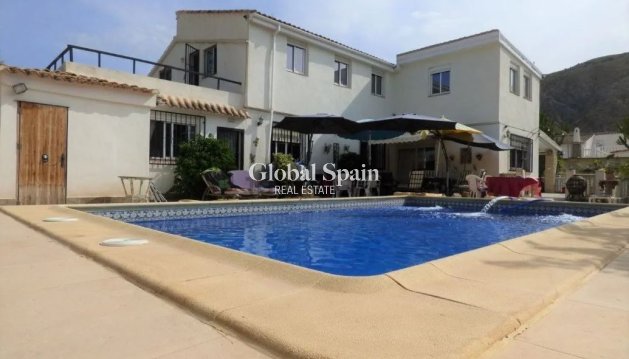 VILLA - Revente - ORXETA -
                Costa Blanca