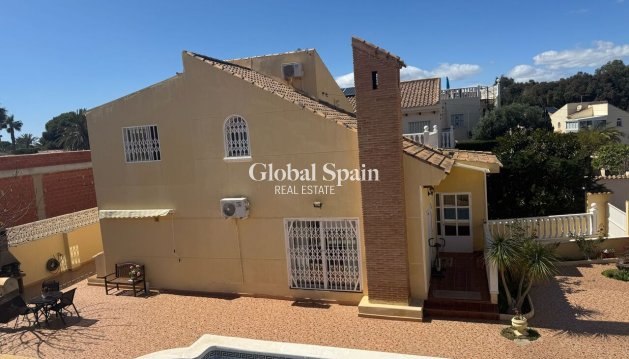 VILLA - Revente - PLAYA FLAMENCA -
                Costa Blanca
