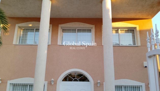 VILLA - Revente - PUERTO DE MAZARRÓN -
                Bolnuevo