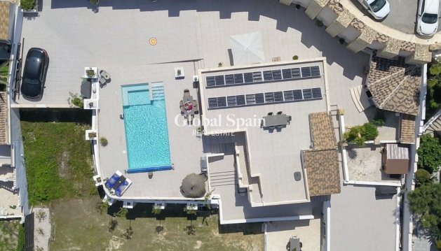 VILLA - Revente - ROJALES -
                Inland